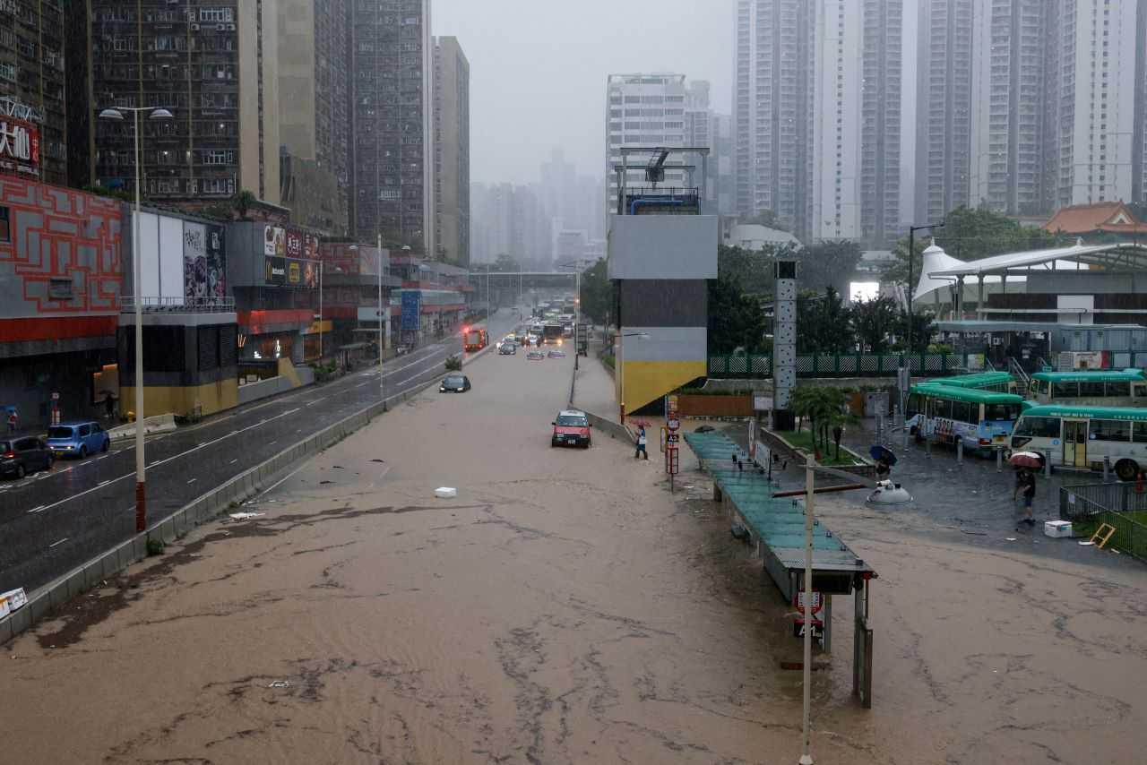 A view of a flooded area after heavy rain in Hong Kong, China, Sept 8. Photo: Reuters