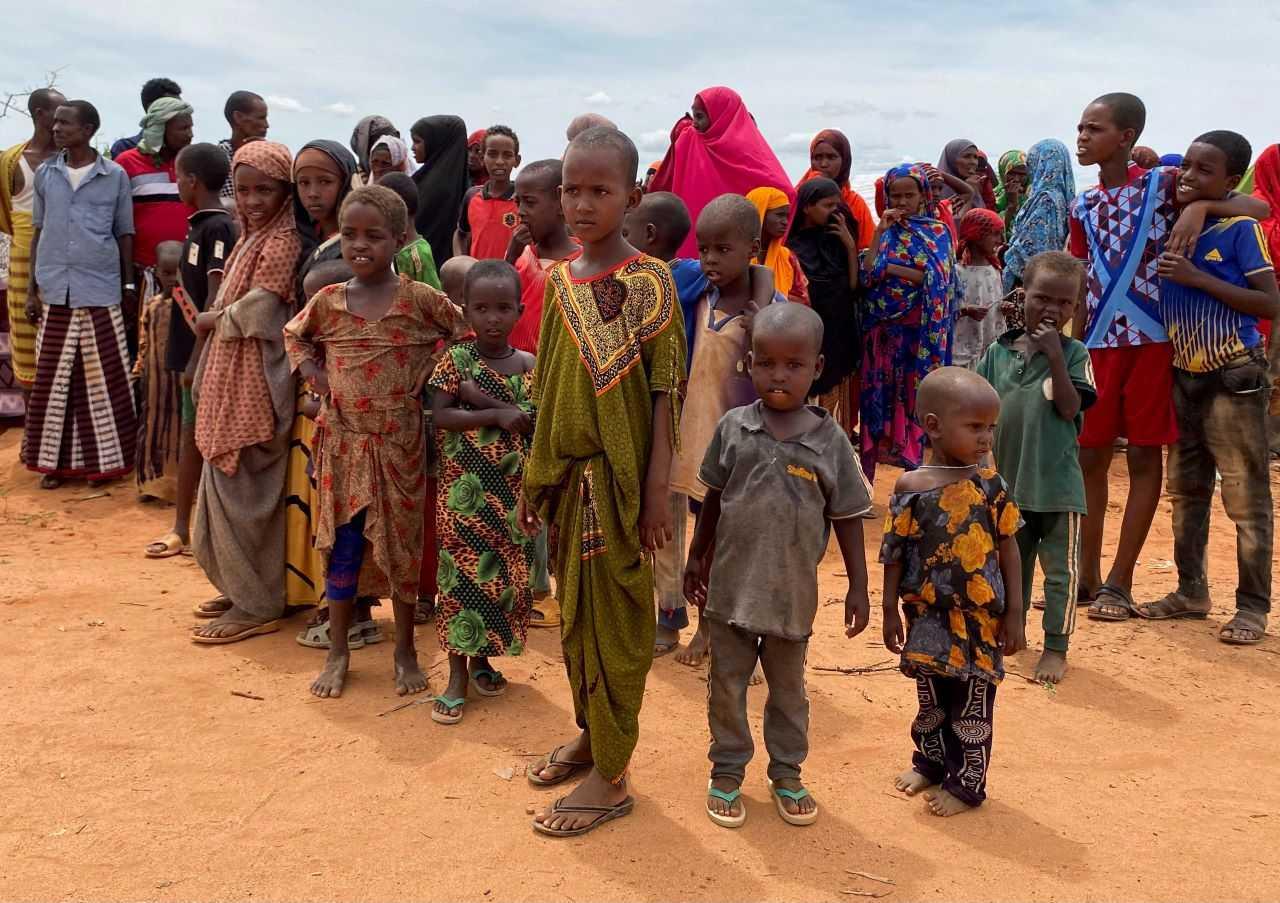 Internally displaced Somali children gather outside their makeshift shelters at the Ladan camp for internally displaced people (IDP) in Dollow, Somalia May 1. Photo: Reuters