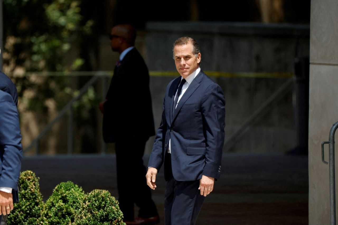 Hunter Biden, son of US President Joe Biden, departs federal court after a plea hearing on two misdemeanor charges of willfully failing to pay income taxes in Wilmington, Delaware, US July 26. Photo: Reuters