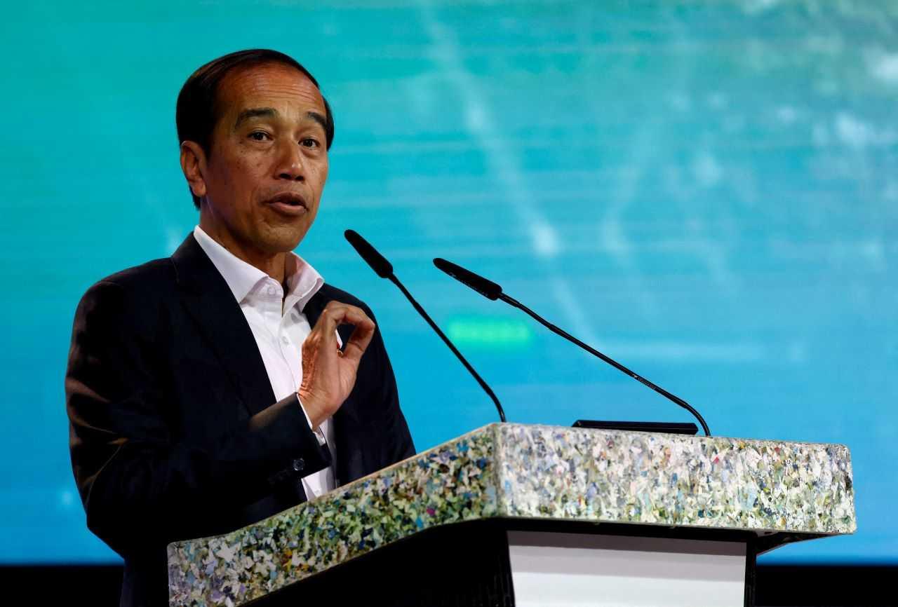 Presiden Indonesia Joko Widodo bercakap mengenai ibu negara baru republik itu, Nusantara yang dirancangnya, pada Minggu Ecosperity di Singapura 7 Jun. Gambar: Reuters