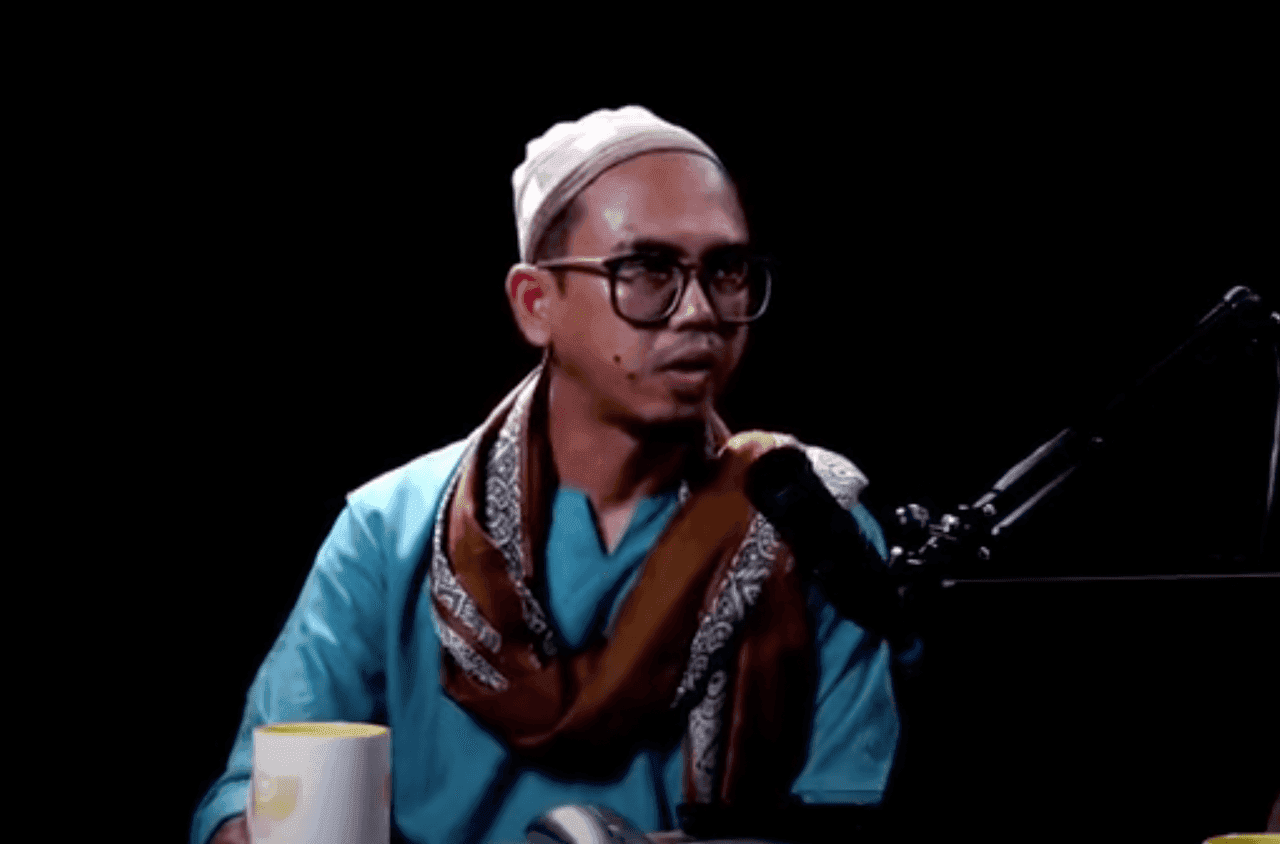 Penceramah bebas Wan Ji Wan Hussin.