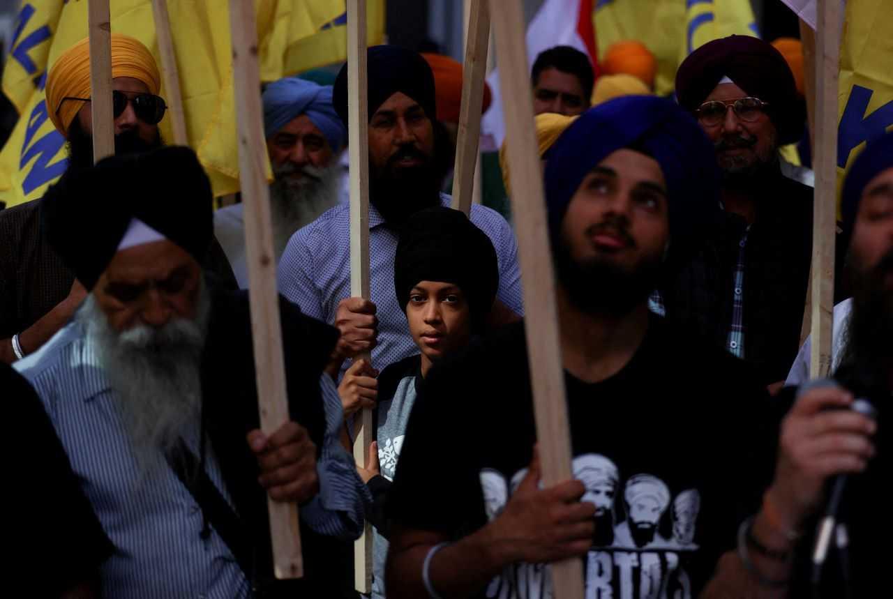 Penunjuk perasaan mengambil bahagian dalam protes di luar konsulat India di British Columbia, di Toronto, Ontario, Kanada 25 September. Gambar: Reuters