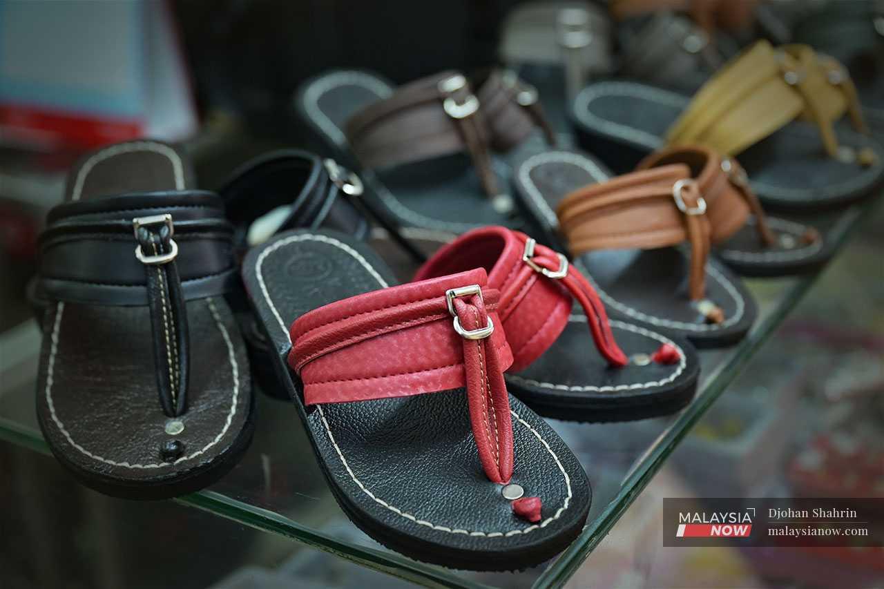 Full-sized sandals go for RM65 to RM70 per pair, while children's slippers are sold at RM25 to RM35.