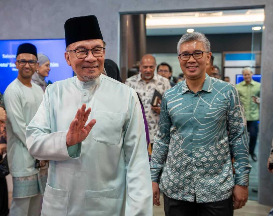 Anwar Ibrahim and Tengku Zafrul Aziz.