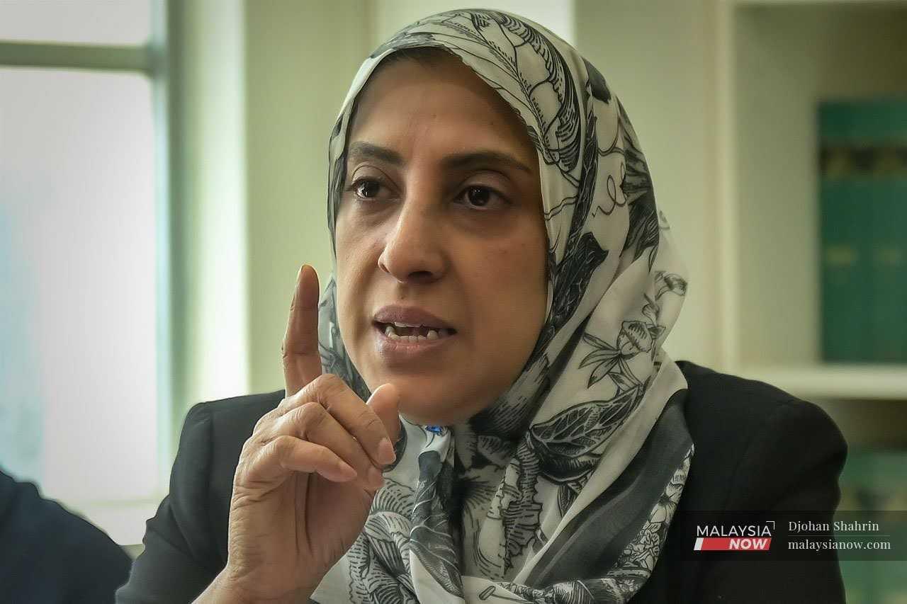 Latheefa Koya says a proposed new law on the powers of the FT mufti will effectively bring Muslims under government control.