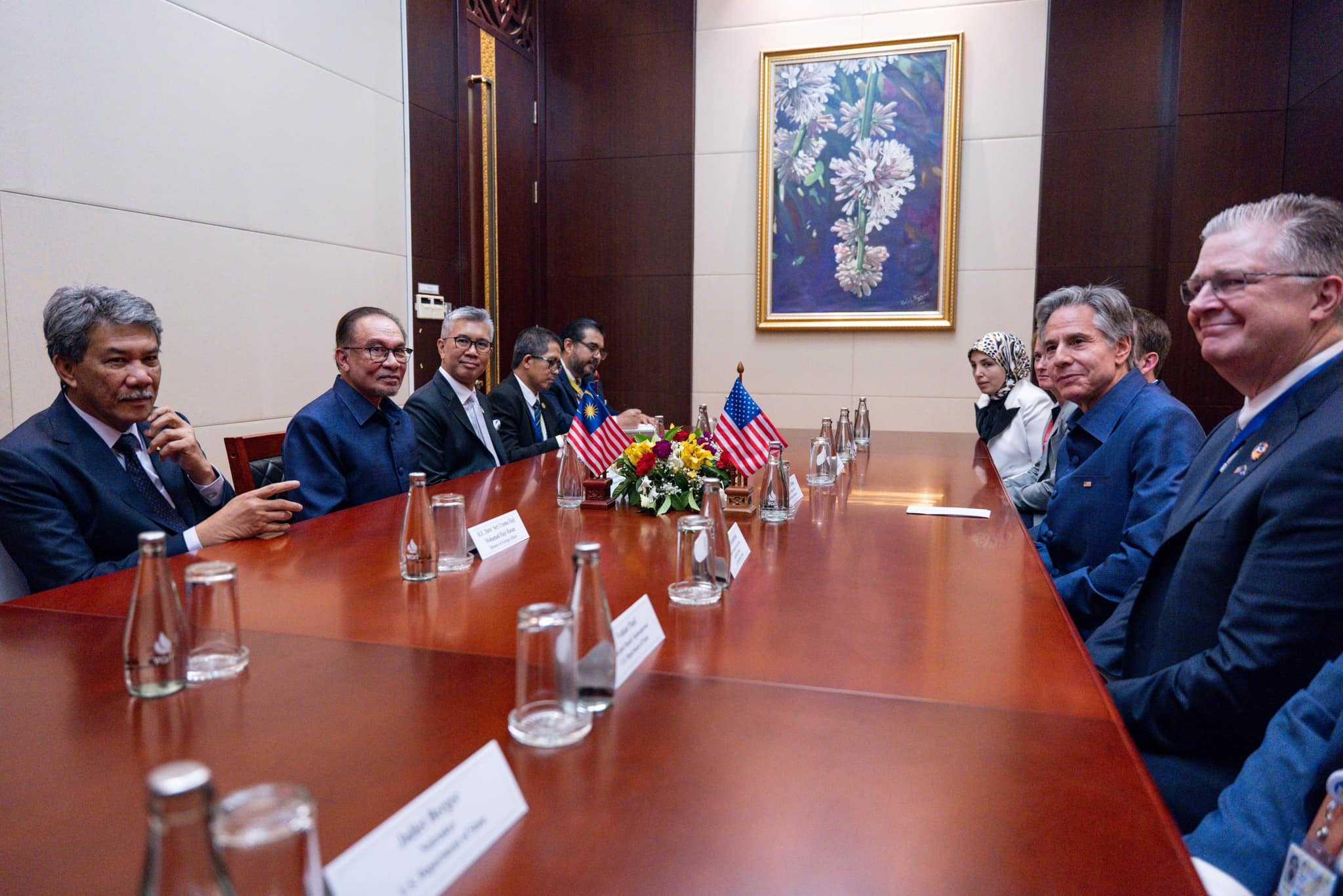 Prime Minister Anwar Ibrahim at a meeting with US Secretary of State Anthony Blinken in October. Past efforts by US have not succeeded in getting Malaysia on the normalisation bandwagon to get Muslim countries establish ties with Israel.