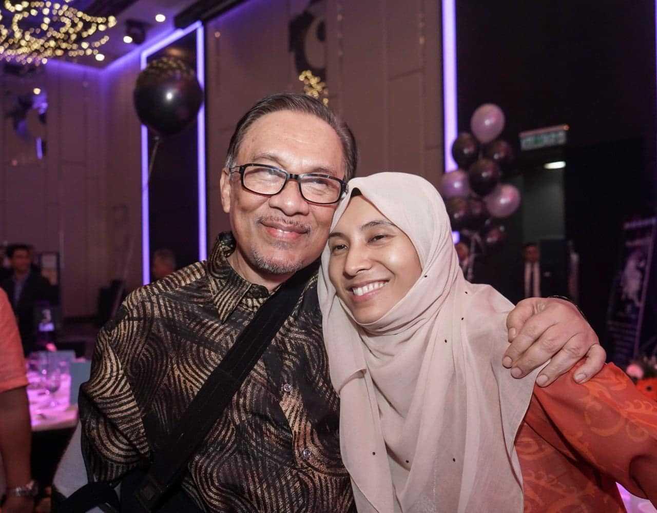 A critic's move to scrutinise Nurul Izzah Anwar for possible abuses has landed him in trouble with the country's internet authority.