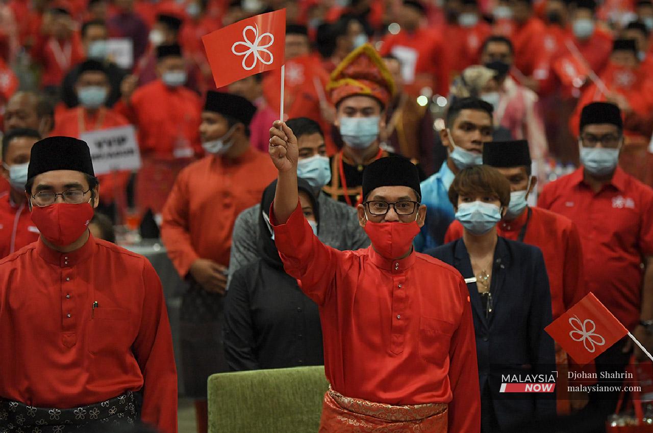 Peja Faizal MB Perak Ulangtahun Parti Peribumi Bersatu Malaysia
