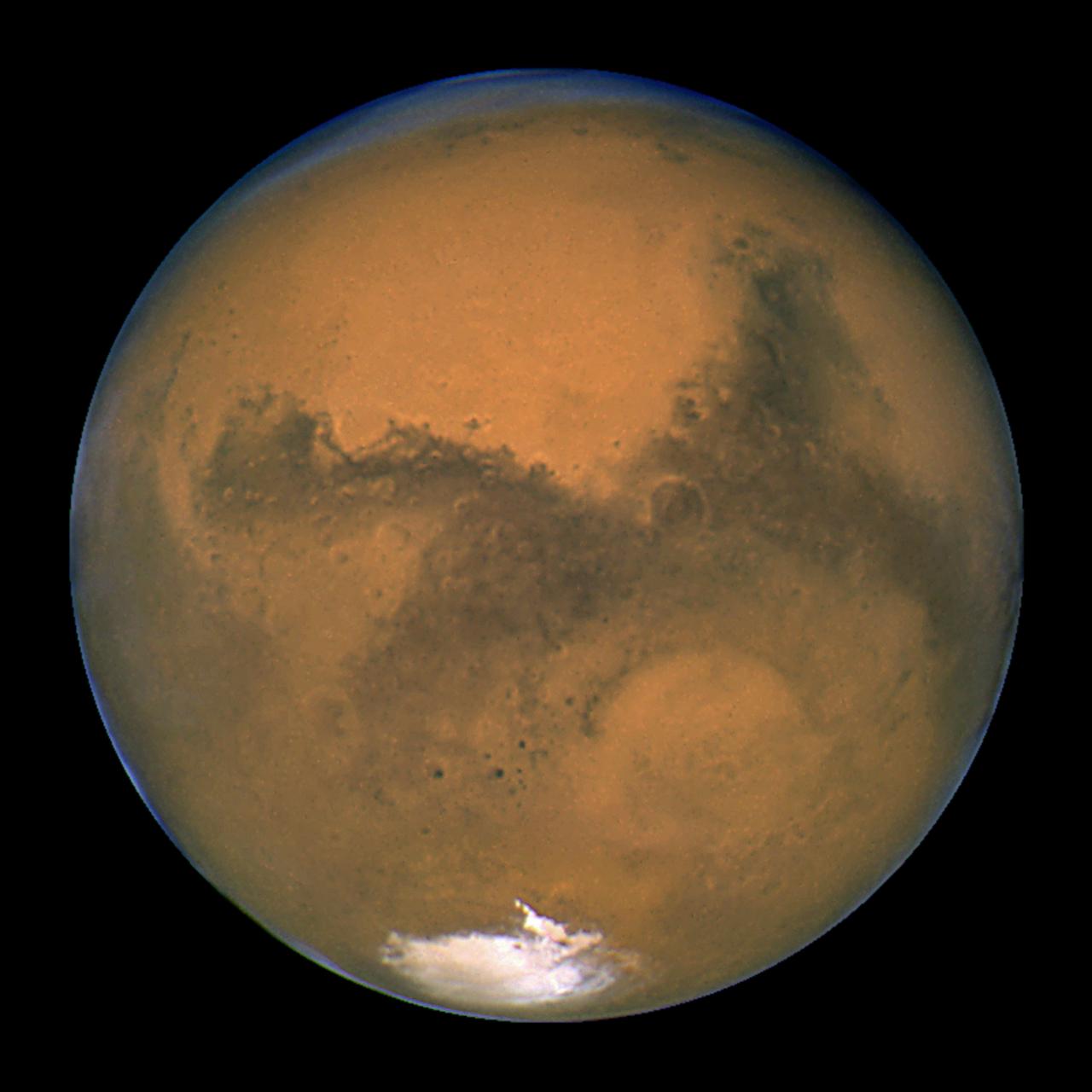 Mars is seen lined up with the sun and the Earth in this Aug 26, 2003 image made available by Nasa. Photo: AP