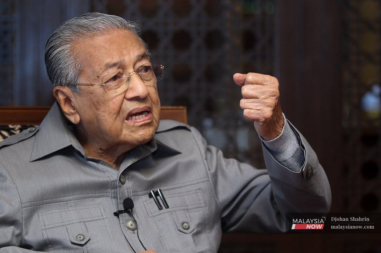 Former prime minister Dr Mahathir Mohamad gestures as he speaks in an exclusive interview with MalaysiaNow at Yayasan Kepimpinan Perdana, Putrajaya.