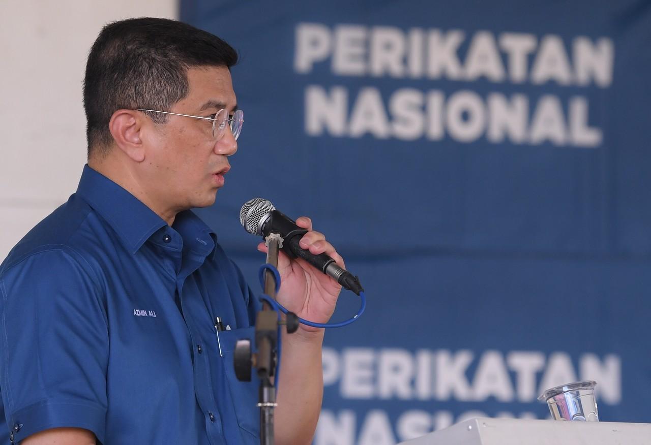 Ketua Penerangan Perikatan Nasional (PN) Mohamed Azmin Ali. Gambar: Bernama.