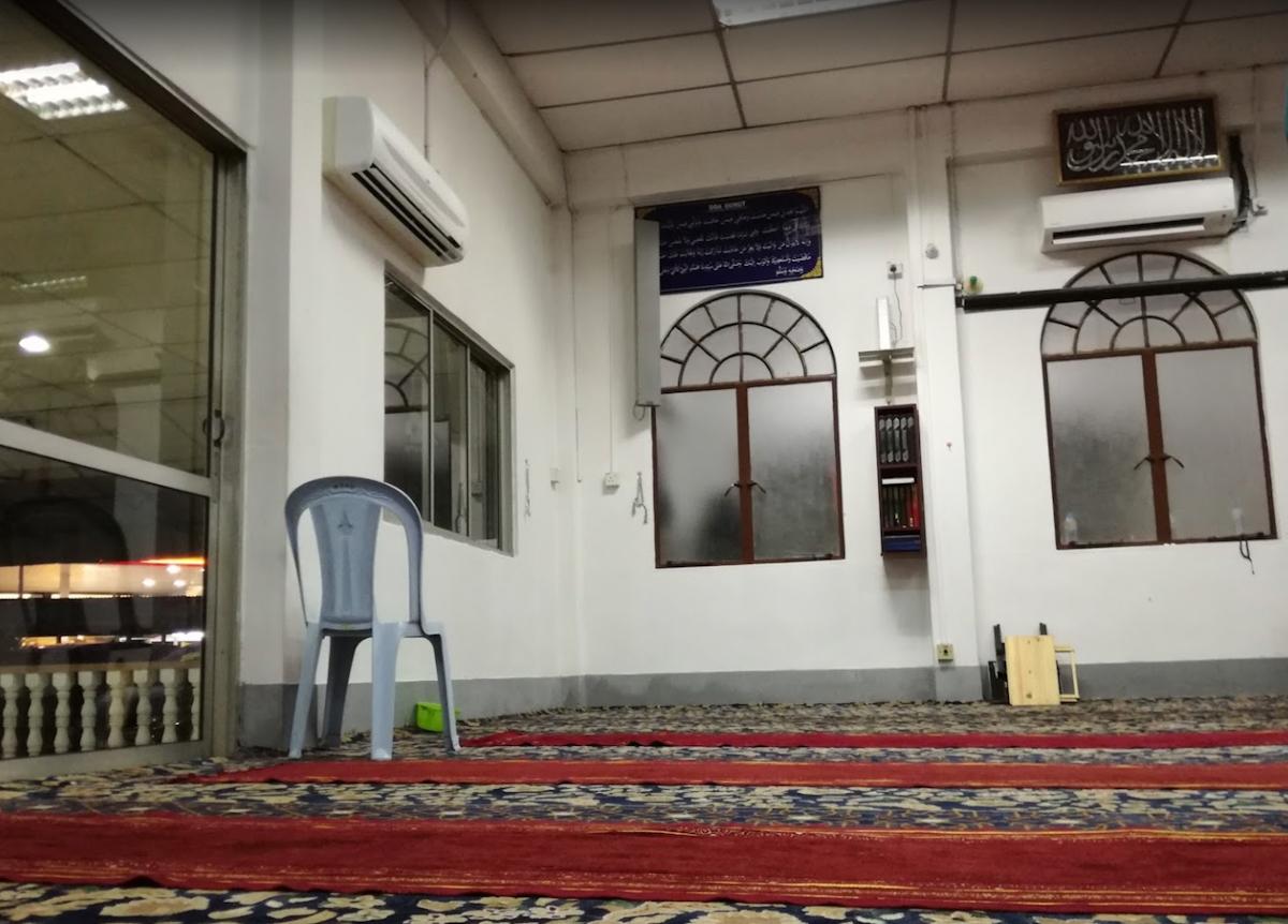 Masjid seperti di Dengkil, Selangor ini tidak lagi menerima jemaah sejak krisis Covid-19 bermula sembilan bulan lalu.