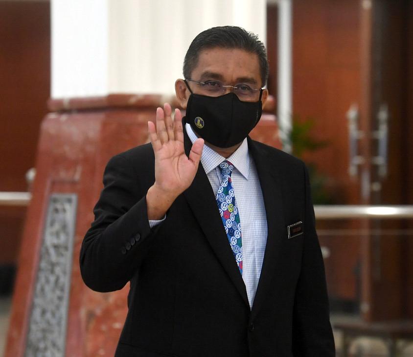 Takiyuddin Hassan menjelaskan banyak faktor Parlimen tidak dapat bersidang. Gambar: Bernama