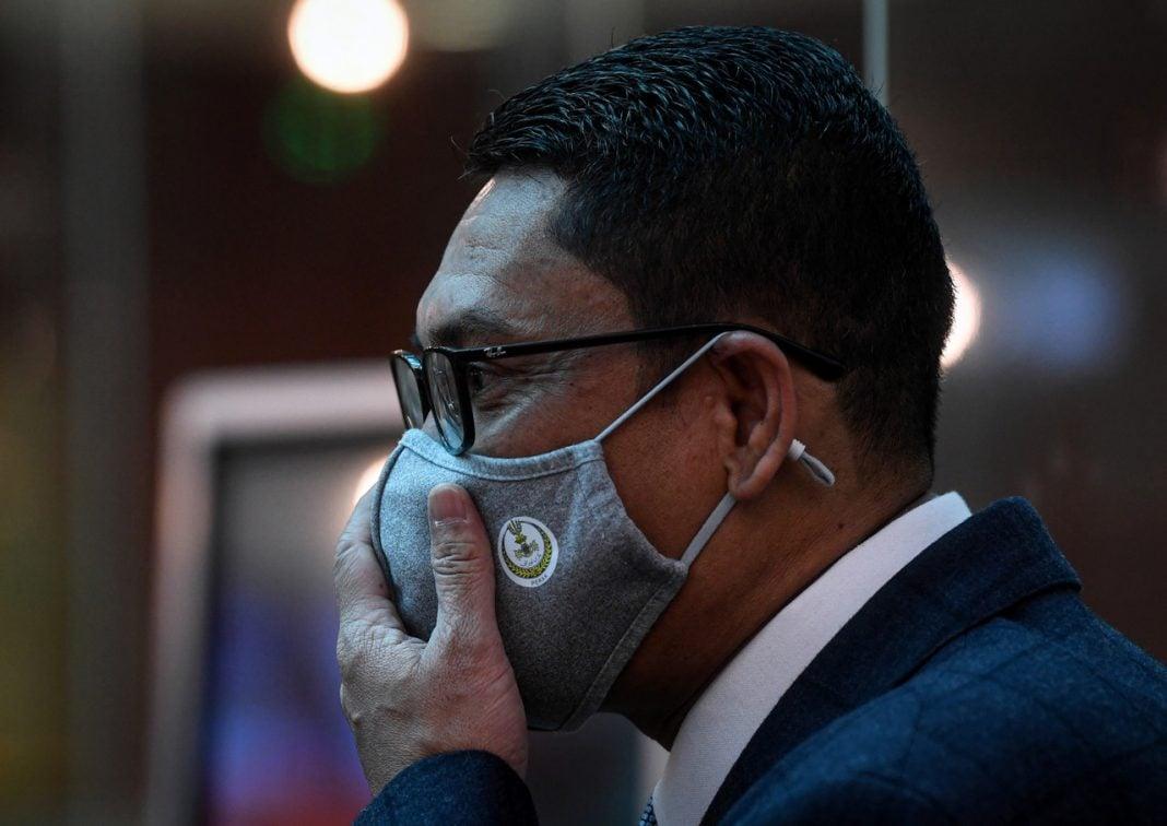 Bekas menteri besar Perak Ahmad Faizal Azumu. Gambar: Bernama