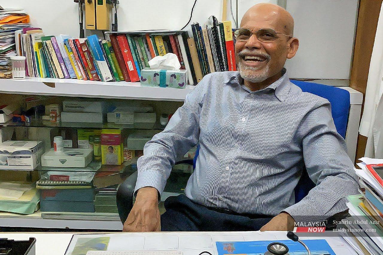 The political tide has turned many times throughout the years, but Dr Mohamed Yacob Dawood remains at Klinik Maha in Alor Setar, Kedah, where he has been for nearly five decades.