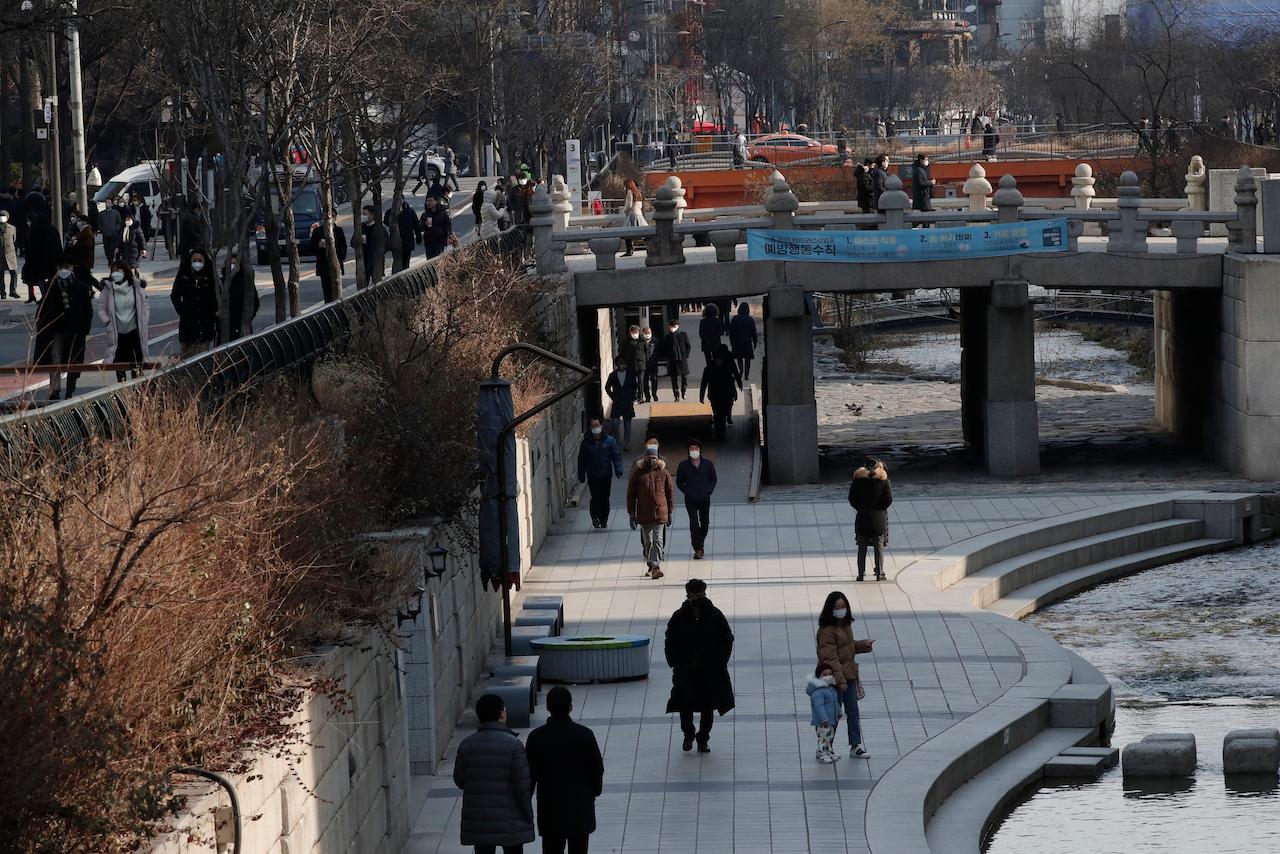 Seoul has declared that South Korea will be carbon neutral by 2050. Photo: AP