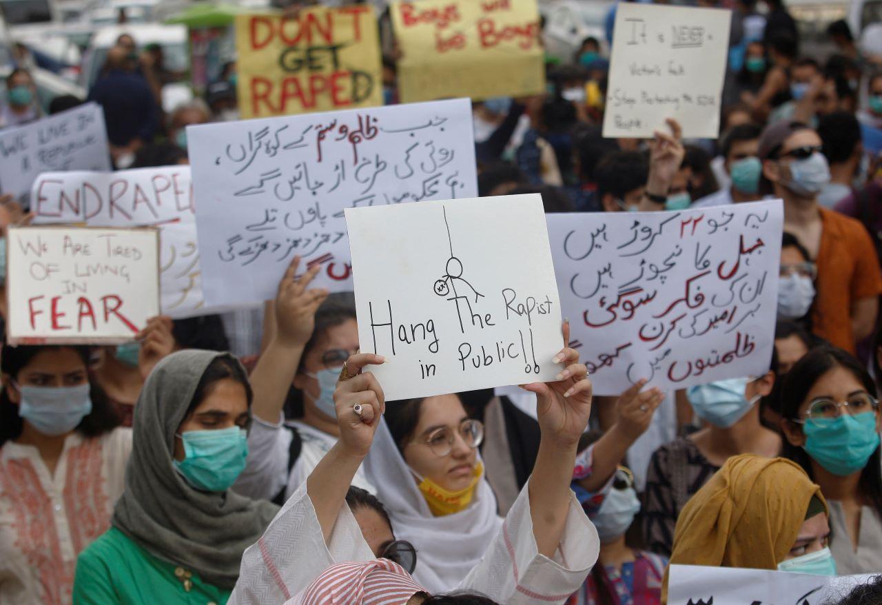 Members of civil society groups take part in a rally to condemn the incident of rape on a deserted highway, in Karachi, Pakistan, Sept 12, 2020. Pakistan remains a deeply conservative nation, yet there are signs of mounting anger over the handling of sexual abuse cases. Photo: AP