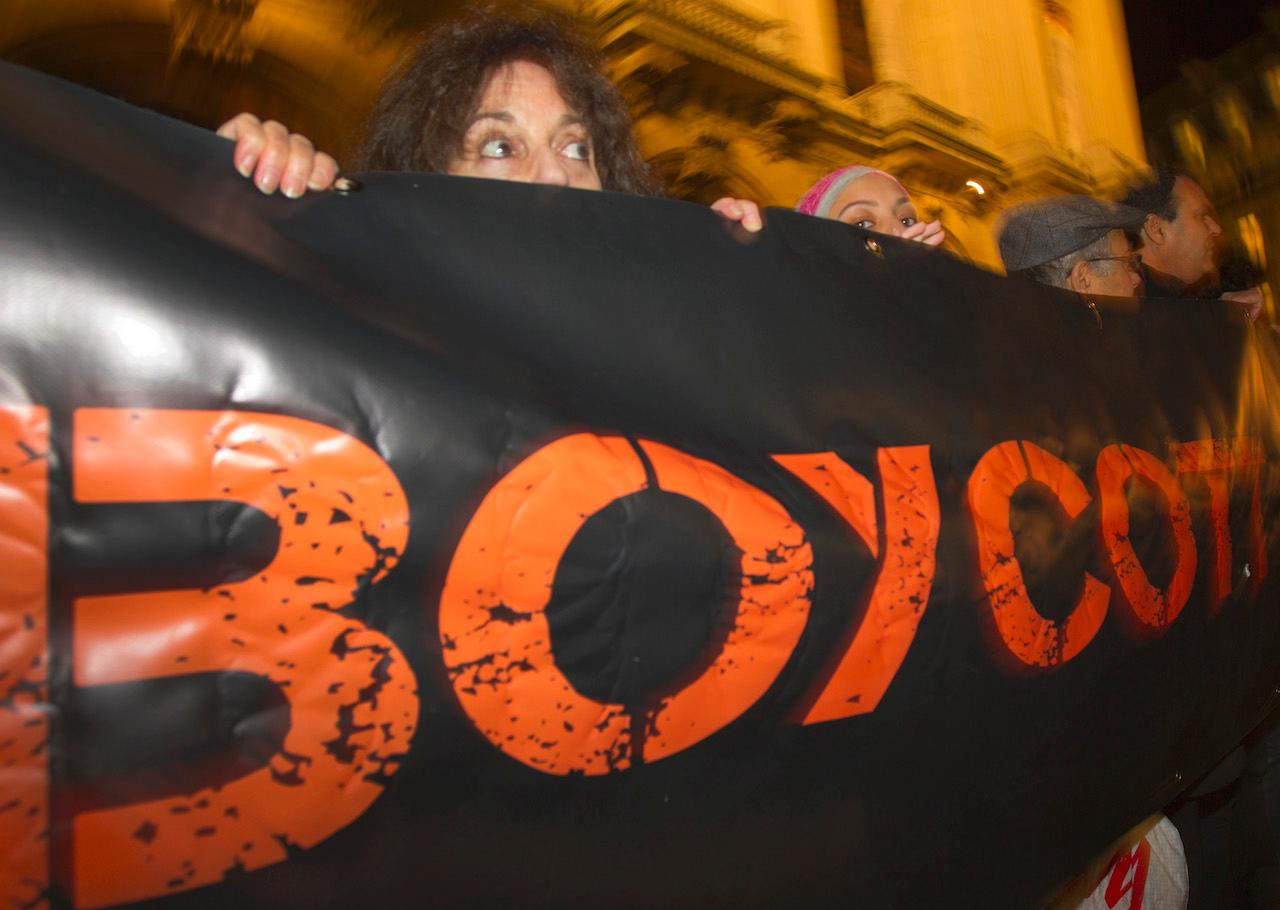 Mideast Israel Boycott Scare