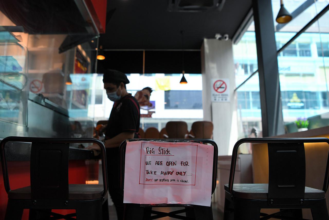 Dining-in had been off limits under the movement control order which only allowed takeaway and delivery services. Photo: Bernama