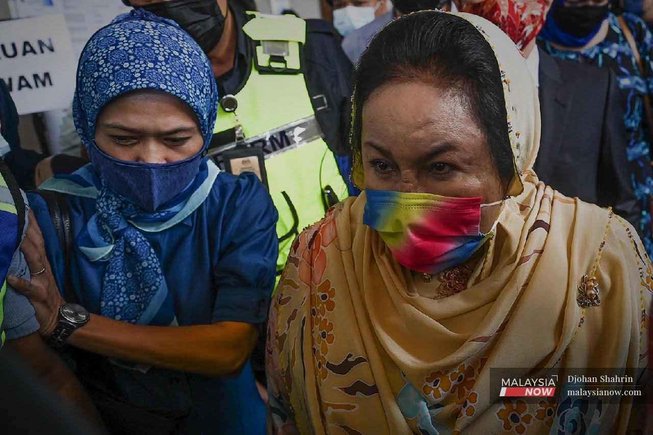 Rosmah Mansor arrives at the Kuala Lumpur High Court for the verdict in her corruption case regarding a solar hybrid project for rural schools in Sarawak, Feb 18.