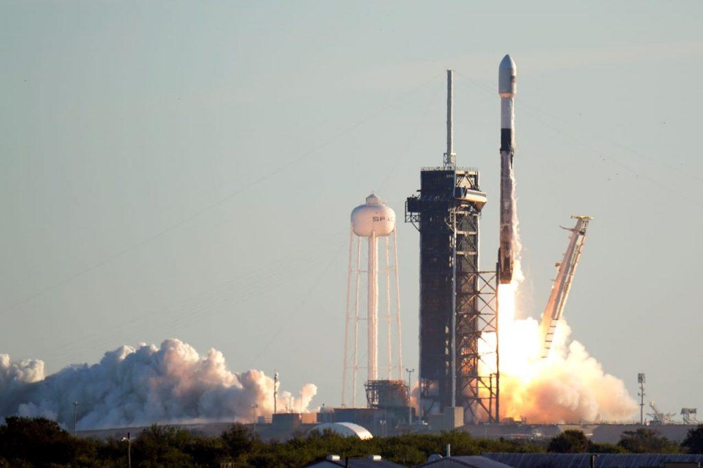 A Falcon 9 SpaceX rocket lifts off at the Kennedy Space Center in Cape Canaveral, Florida, Jan 20. SpaceX has seen three prototypes of its Starship rocket crash so far. Photo: AP