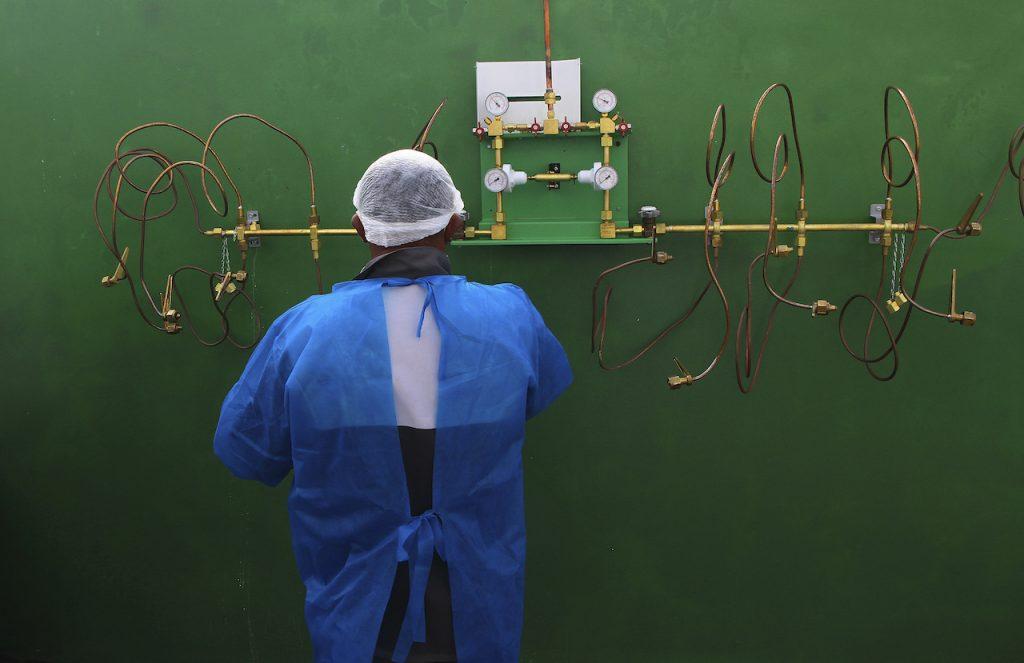 Brazil merupakan negara kedua mencatat kes kematian tertinggi selepas Amerika Syarikat. Gambar: AP