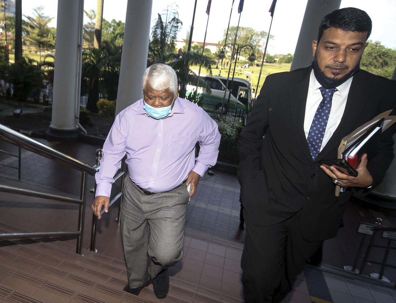 Hakim membenarkan Mohd Tamrin diikat jamin RM8,000 dan menetapkan 23 Mei untuk sebutan semula pengurusan kes. Gambar: Bernama