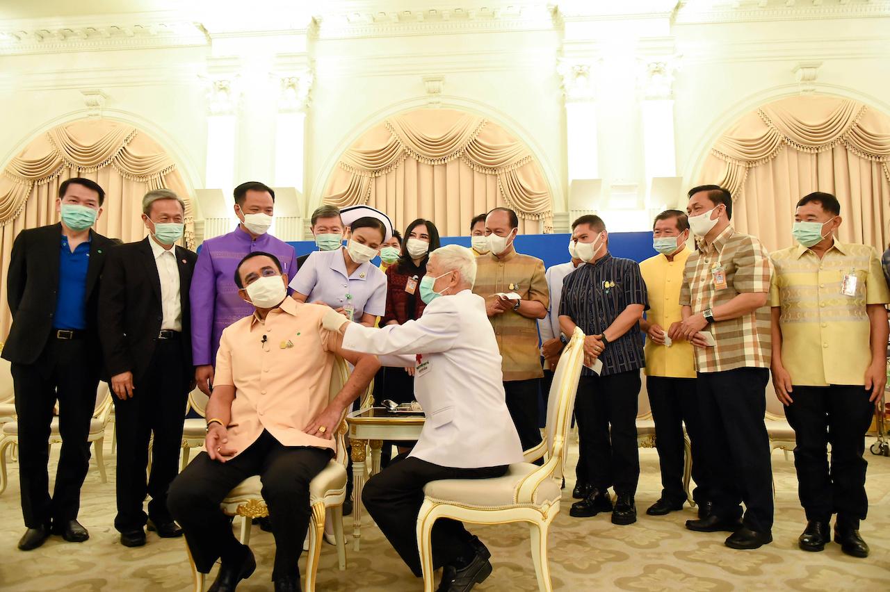 Thai Prime Minister Prayuth Chan-ocha (front left) receives a shot of the AstraZeneca Covid-19 vaccine at government house in Bangkok, Thailand, March 16. Photo: AP