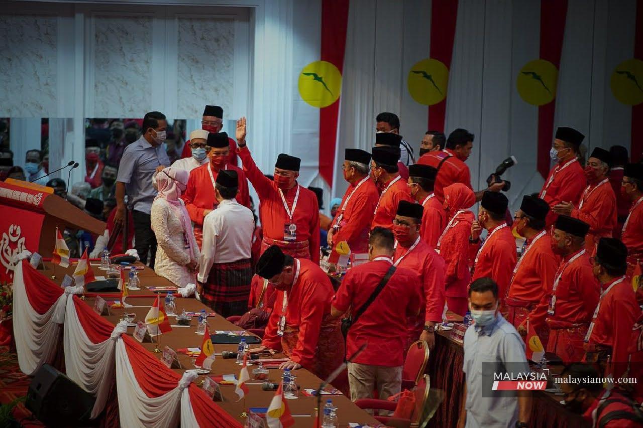 Presiden Umno, Zahid Hamidi ketika tiba di Dewan Merdeka sebelum beliau menyampaikan ucapan dasar pada Persidangan Umno 2020 di Pusat Dagangan Dunia Putra.