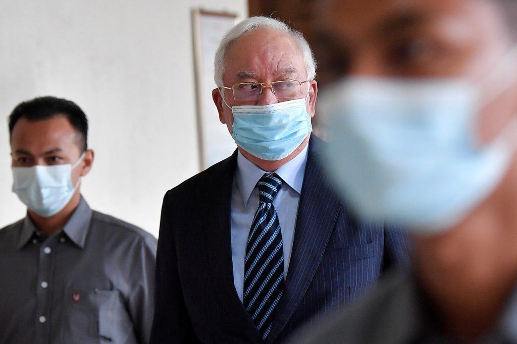 Najib Razak di mahkamah ketika mengikuti perbicaraan berhubung skandal 1MDB dan SRC International. Gambar: Bernama