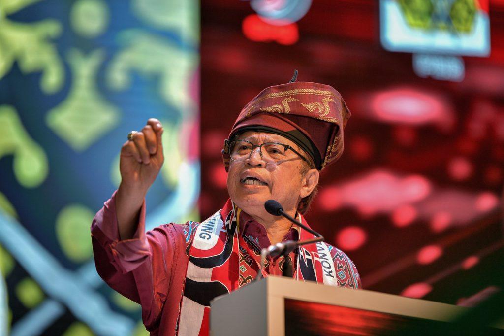 Ketua Menteri Sarawak Abang Johari Openg. Gambar: Bernama.