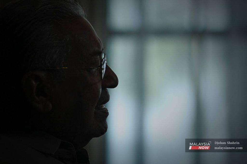 Dr Mahathir Mohamad dalam sebuah temu bual bersama MalaysiaNow.