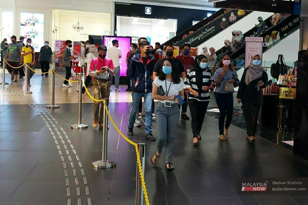 Locations identified as potential hotspots for Covid-19 include malls and department stores in the Klang Valley.