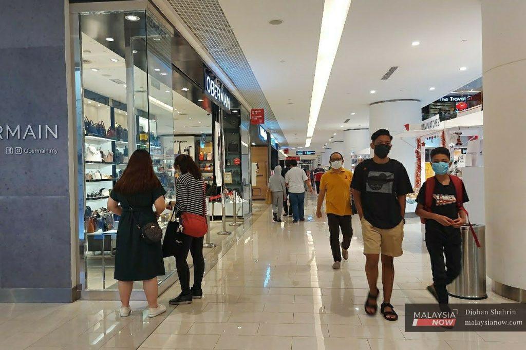 Under the movement control order SOPs, members of the public will be prohibited from spending more than two hours at retail outlets including shopping malls.