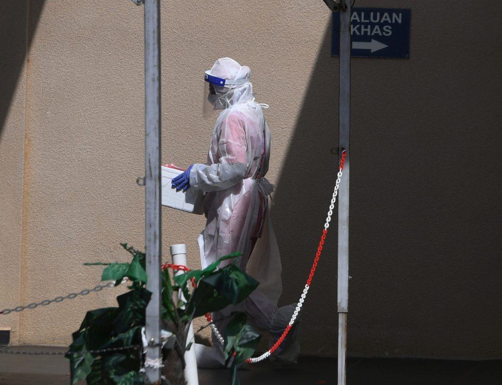 Health Minister Dr Adham Baba says a breath test kit to detect Covid-19 should be considered as an option for use in Malaysia. Photo: Bernama