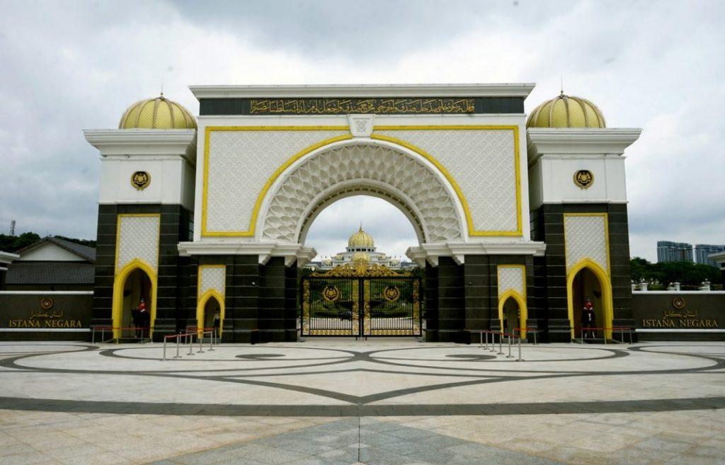 Pemandangan Istana Negara. Sistem pemerintahan beraja merupakan salah satu daripada unsur-unsur tradisi dalam Perlembagaan Malaysia. Gambar: Bernama
