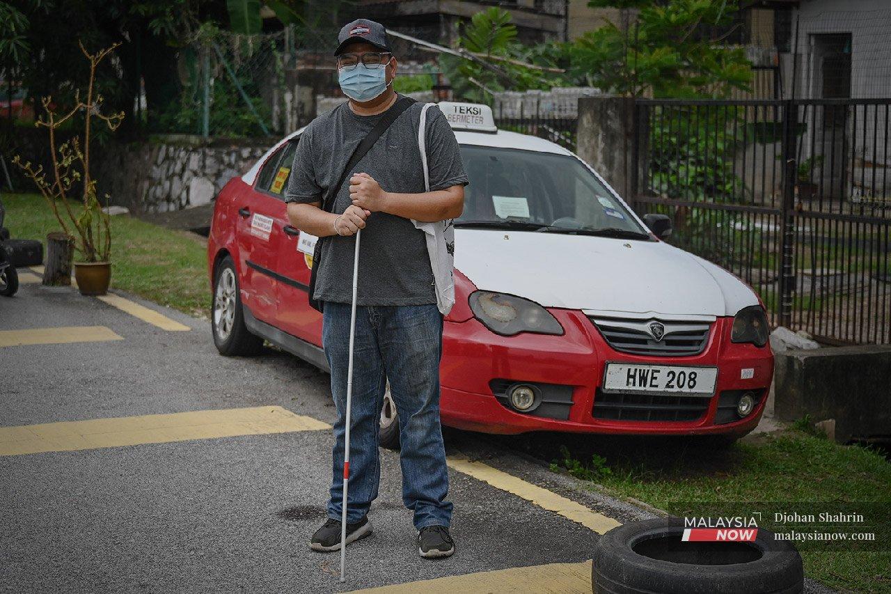 For 13 years, Mohd Kamil Affendy Hashim drove his taxi around Kuala Lumpur in order to earn a living.