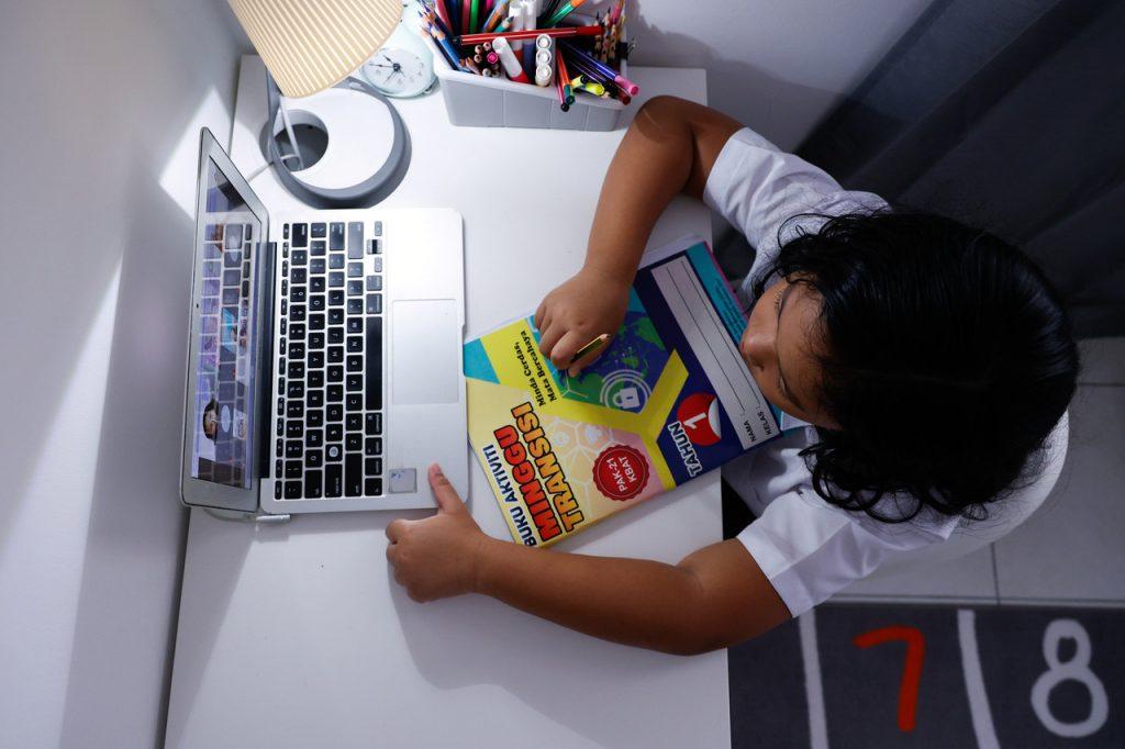School sessions will resume through the home-based teaching and learning method given the continuing spike in Covid-19 cases. Photo: Bernama