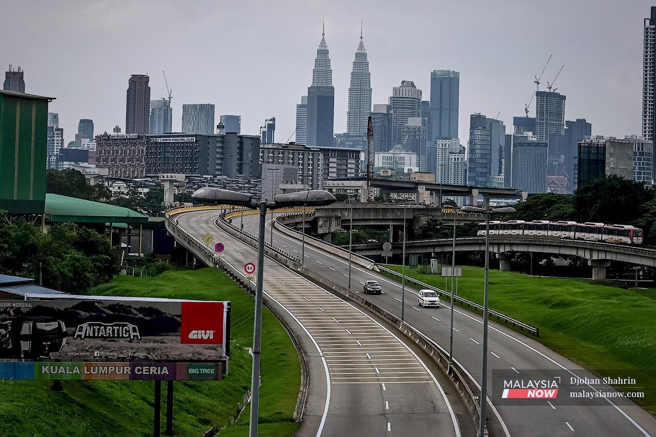 The Maju Expressway heading towards Kuala Lumpur City Centre.