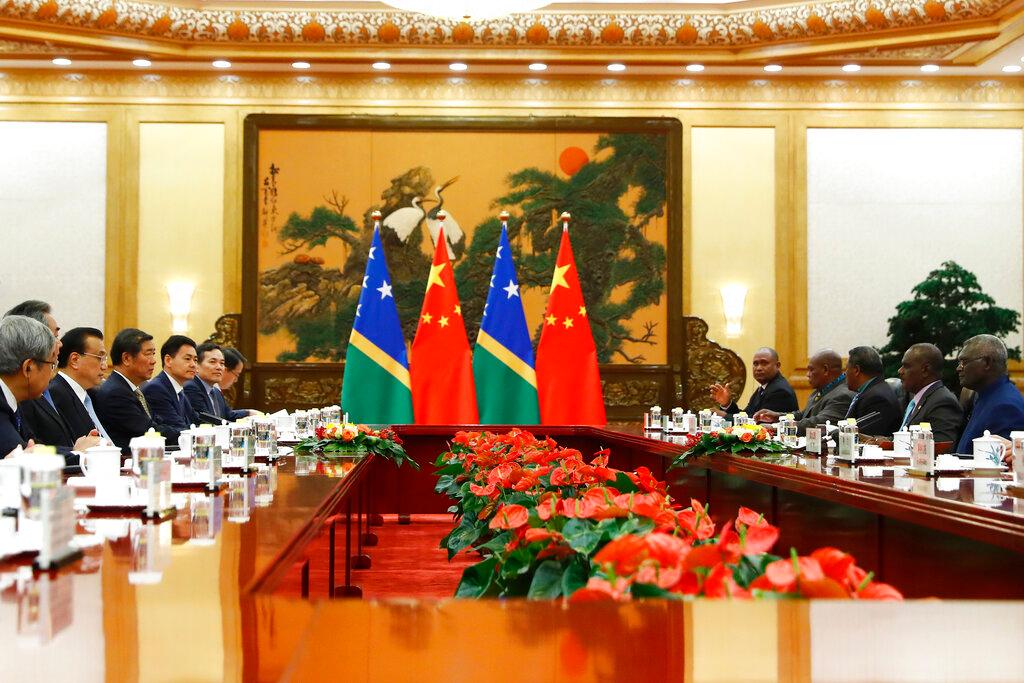 Solomon Islands Prime Minister Manasseh Sogavare (right) meets with Chinese Premier Li Keqiang (third left) at the Great Hall of the People in Beijing in this Oct 9, 2019 file photo. The Solomon Islands are the latest nation to break diplomatic ties with Taiwan, choosing to take up relations with Beijing instead. Photo: AP