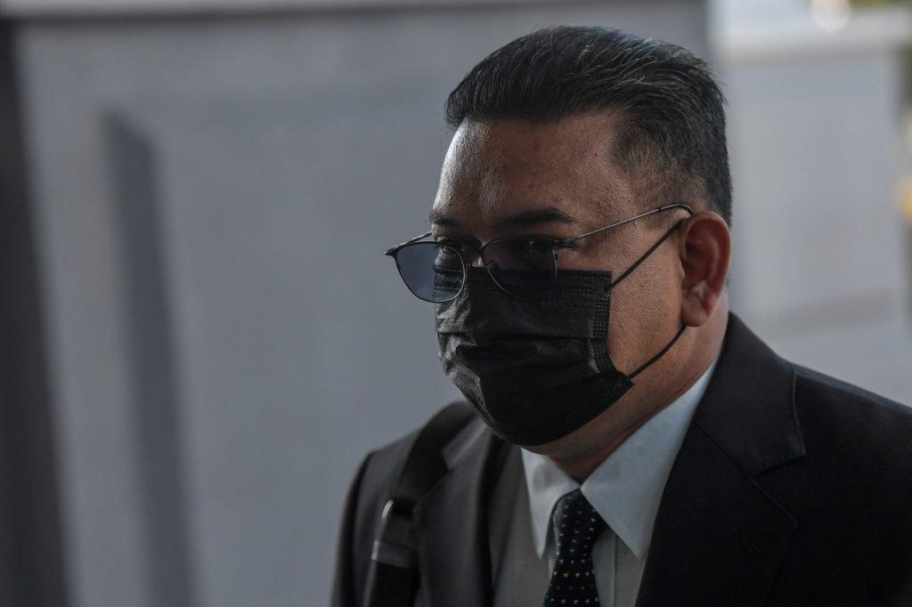 Bekas ahli majlis tertinggi Umno Lokman Noor Adam. Gambar: Bernama