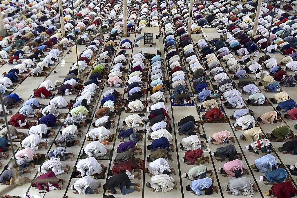BANGLADESH-RELIGION-ISLAM-EID