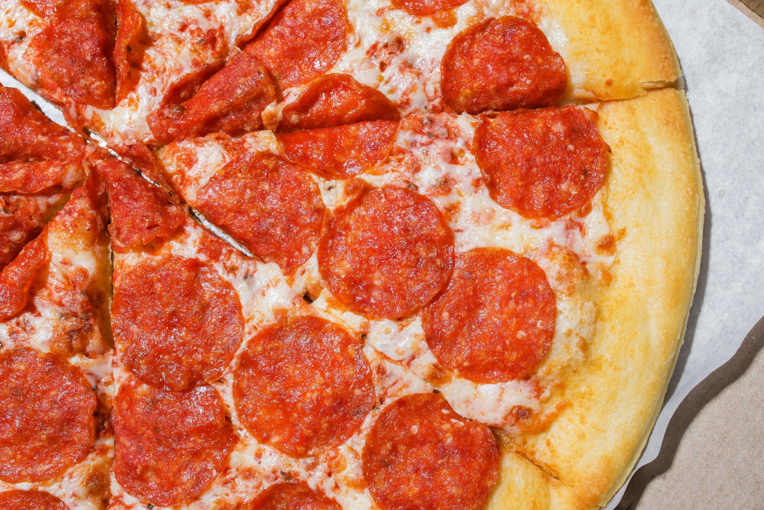 Two inmates doing time for murder at a prison in Sweden took a pair of guards hostage and released them after receiving the pizza they had demanded in return. Photo: Pexels