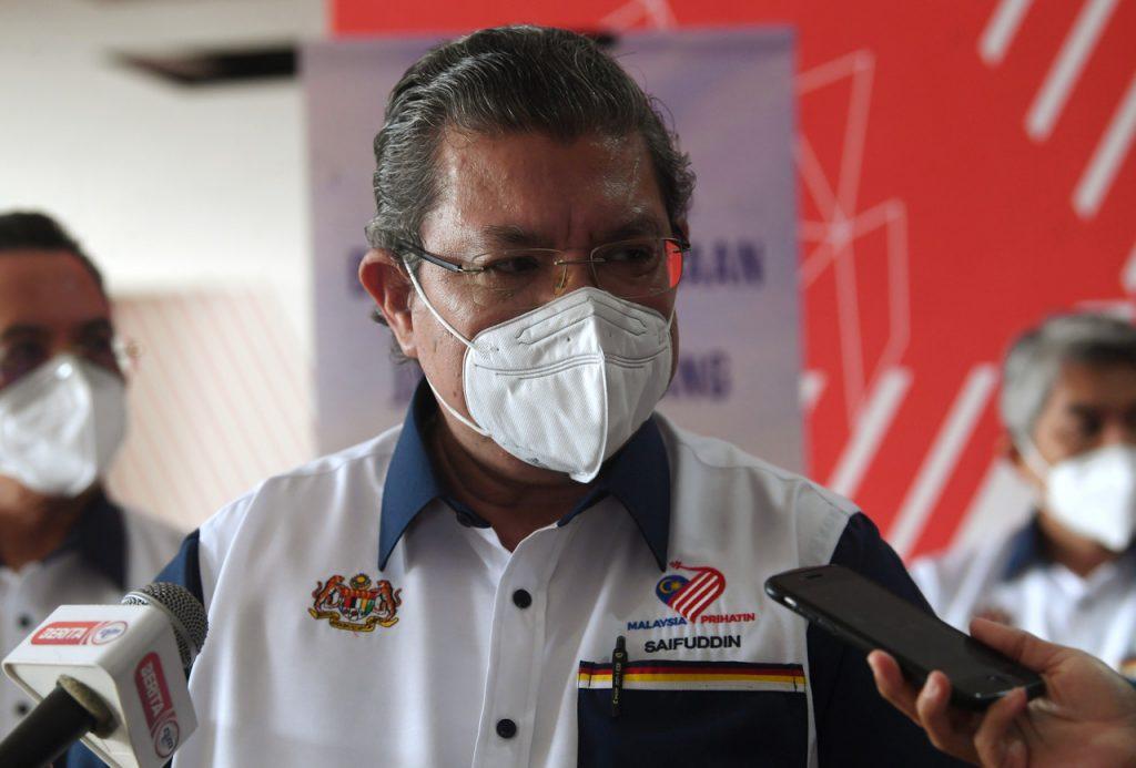 Menteri Komunidkasi dan Multimedia Saifuddin Abdullah. Gambar: Bernama