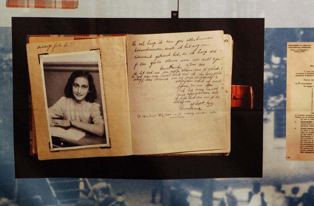 A photo of Anne Frank is seen at the opening of an exhibition at the Westerbork Remembrance Centre in Hooghalen, northeast Netherlands, in this June 12, 2009 file picture. Photo: AP