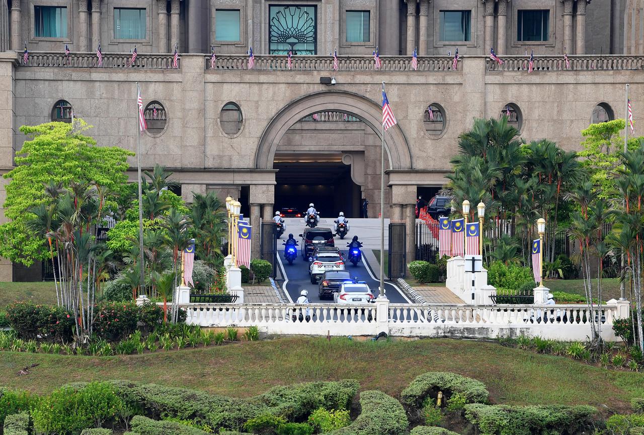Prime Minister Muhyiddin Yassin arrives at Perdana Putra in Putrajaya for the special Cabinet meeting today. Photo: Bernama