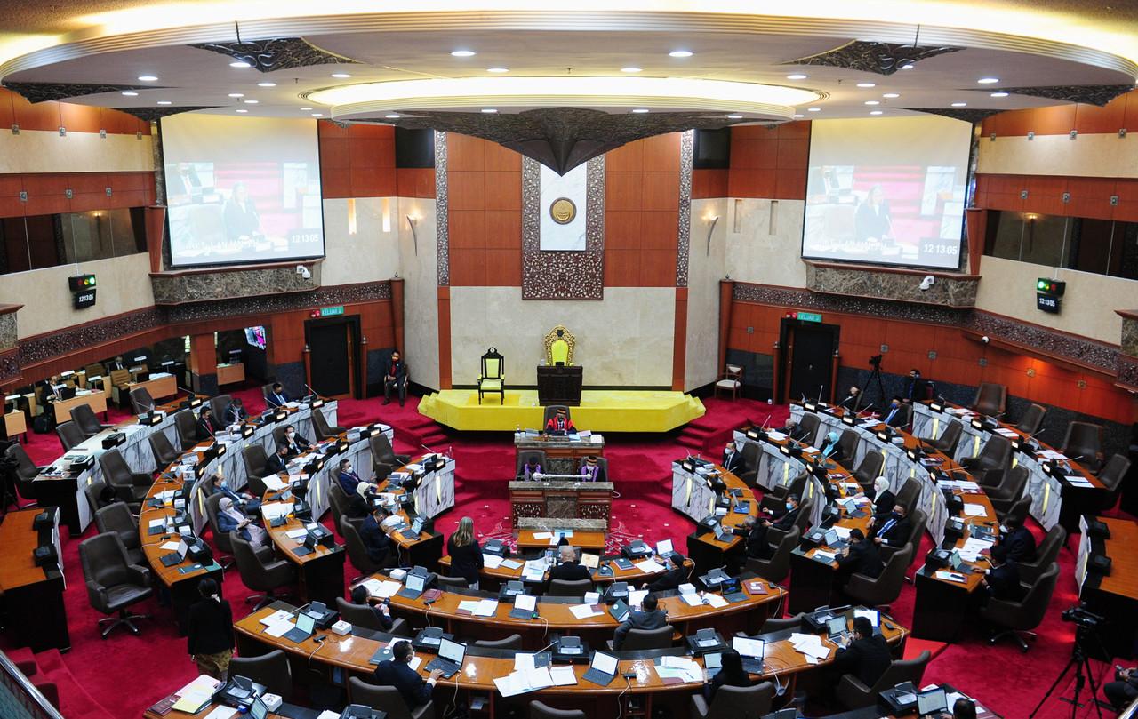 State assemblymen during the question and answer session at the Selangor state assembly sitting on Aug 24. Photo: Bernama