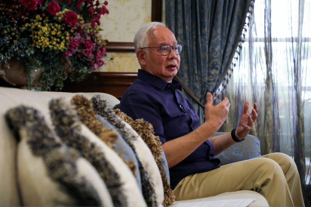 Bekas perdana menteri Najib Razak yang terpalit skandal 1MDB ketika temu bual bersama Reuters. Gambar: Reuters