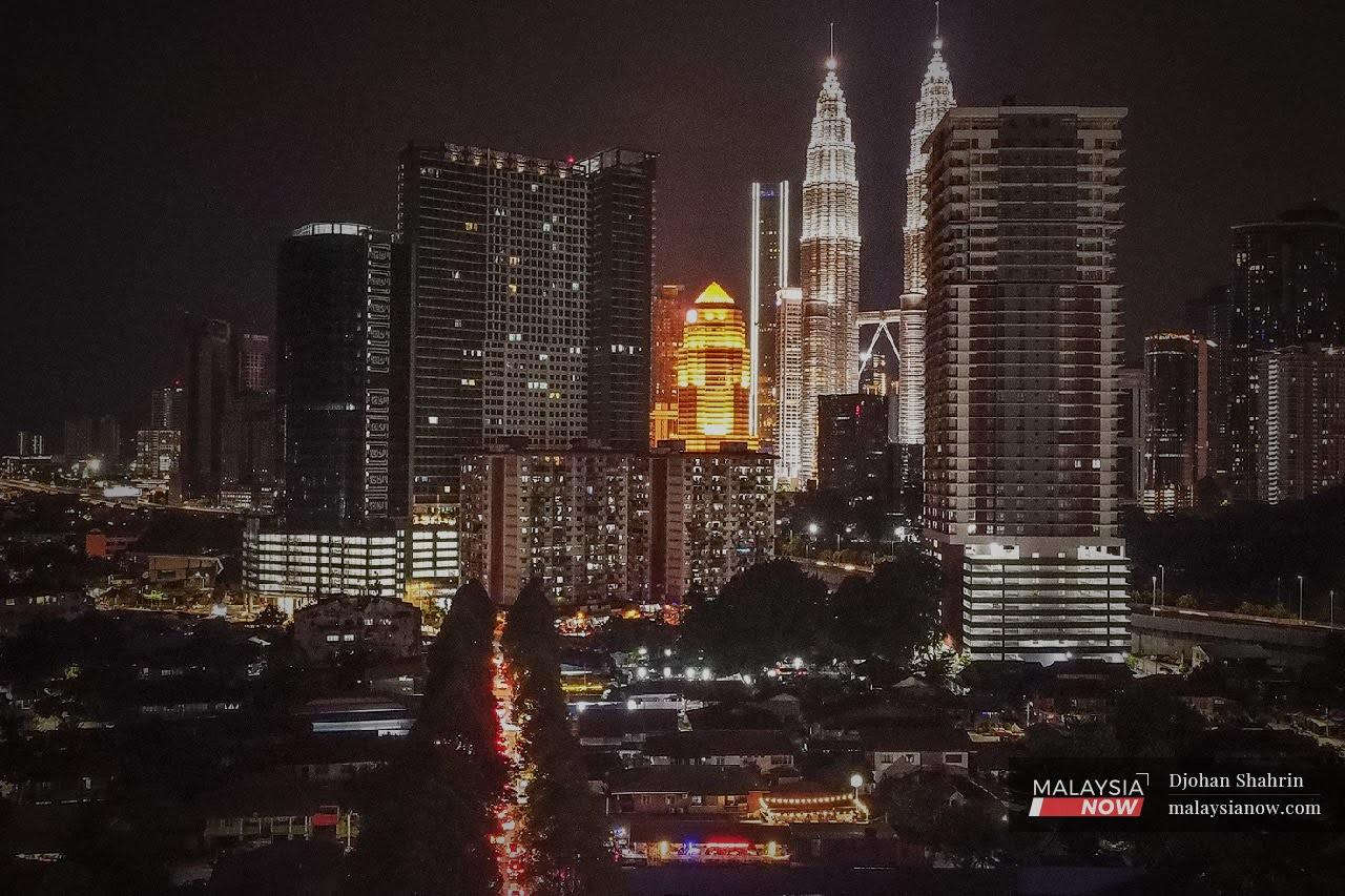 Fourteen people including two policemen were recently arrested over their participation in a wild party at a luxury condominium in Kuala Lumpur.
