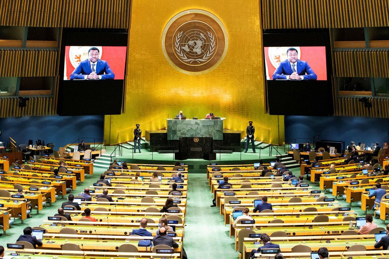 The 76th Session of the United Nations General Assembly is held in New York City, Sept 22. Some countries have acquired enough vaccine doses for six or seven times their population and have announced third booster doses, while others have not been able to administer any shots. Photo: Reuters
